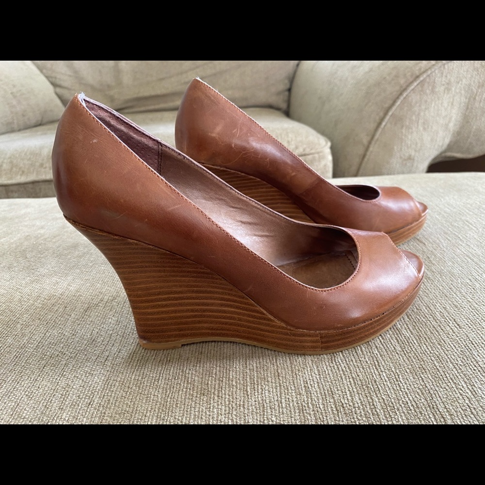 New Steve Madden Wedge Peep Toe Brown 7.5